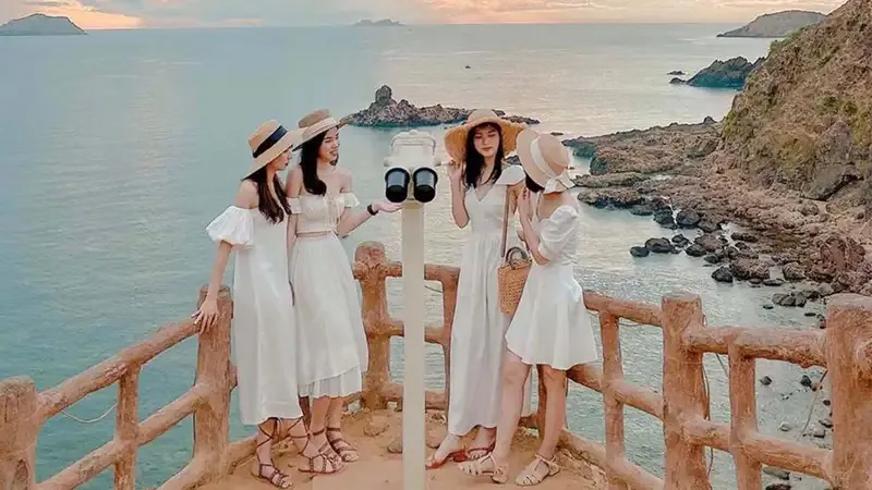 Trang phục đi biển cho mọi lứa tuổi 1