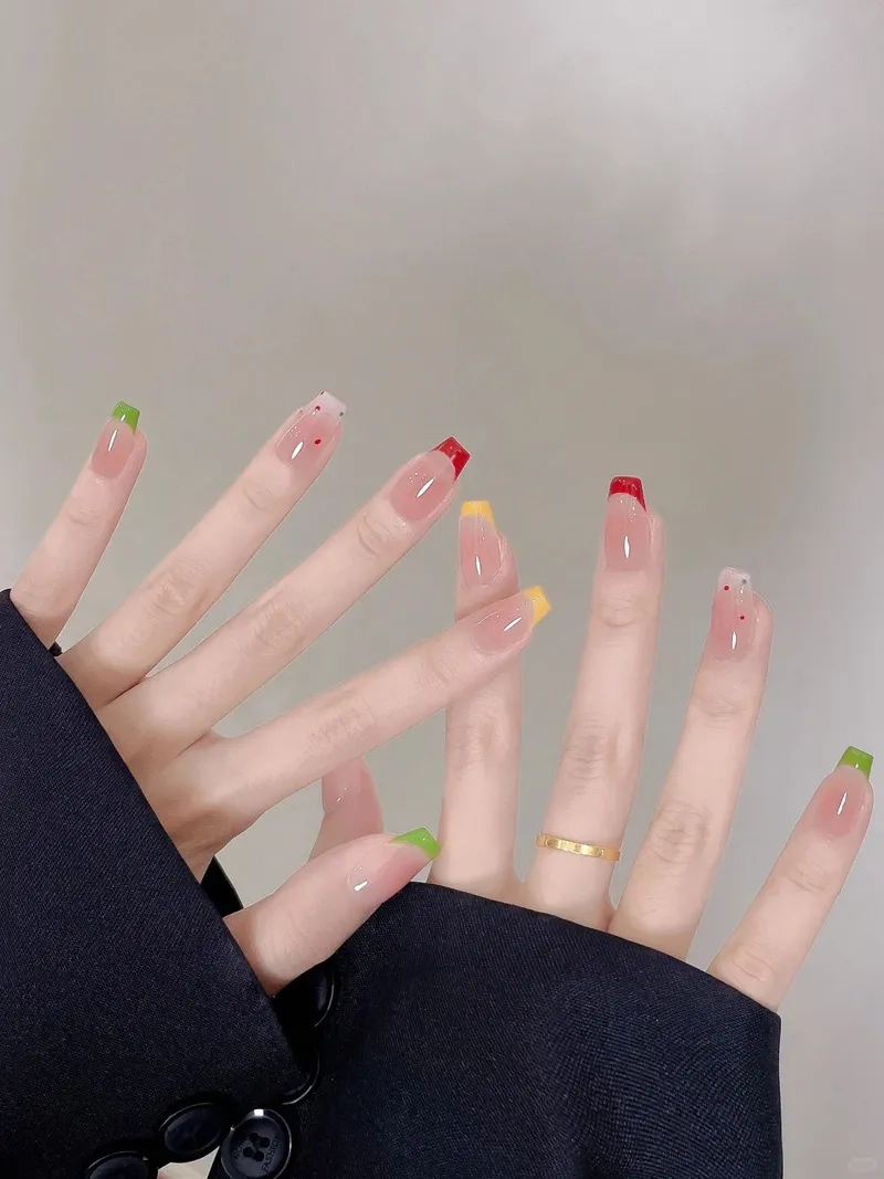 Các mẫu nail đầu móng đẹp chuẩn xu hướng thời trang hiện đại