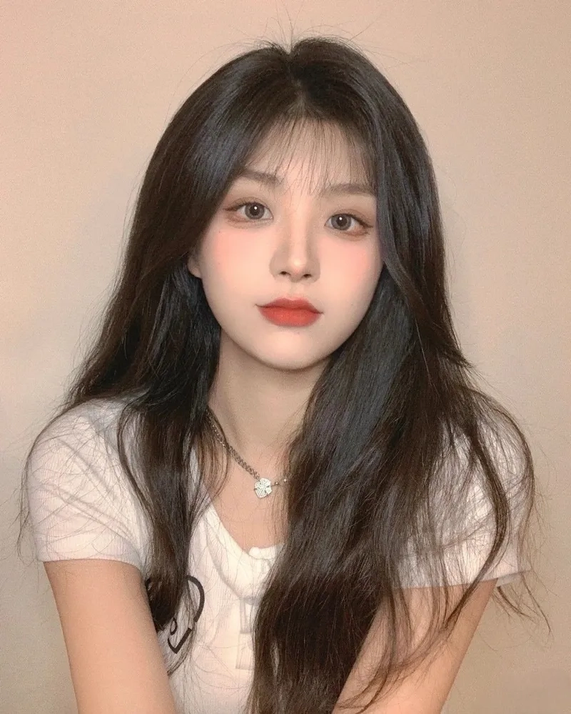 Giữ màu tóc bền lâu với câu hỏi nâu trà đen có phai màu không