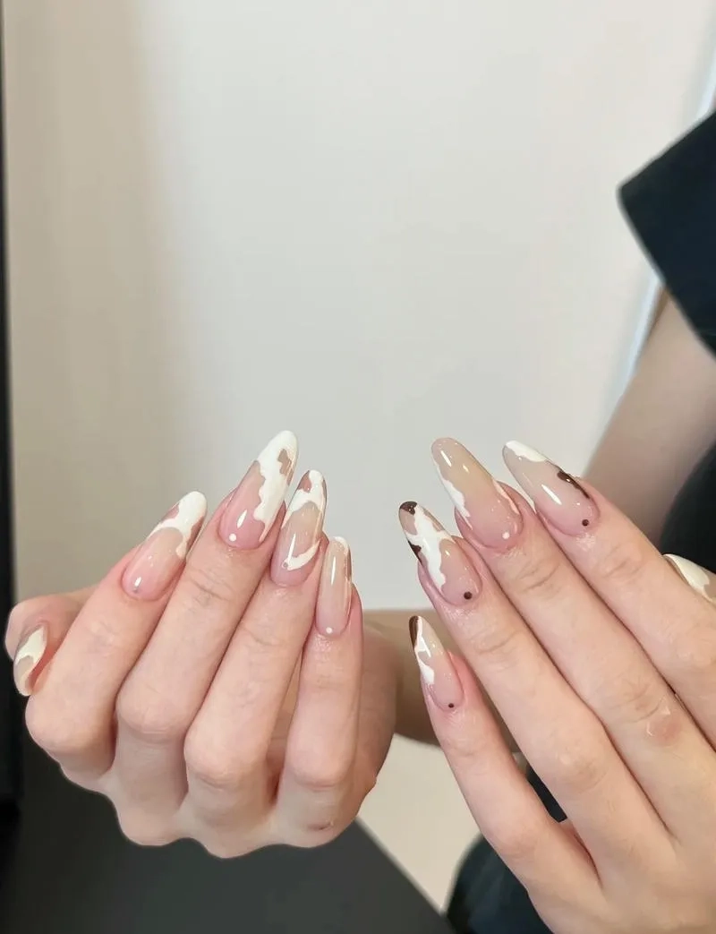 Trải nghiệm mới lạ khi làm móng bò sữa tại salon uy tín