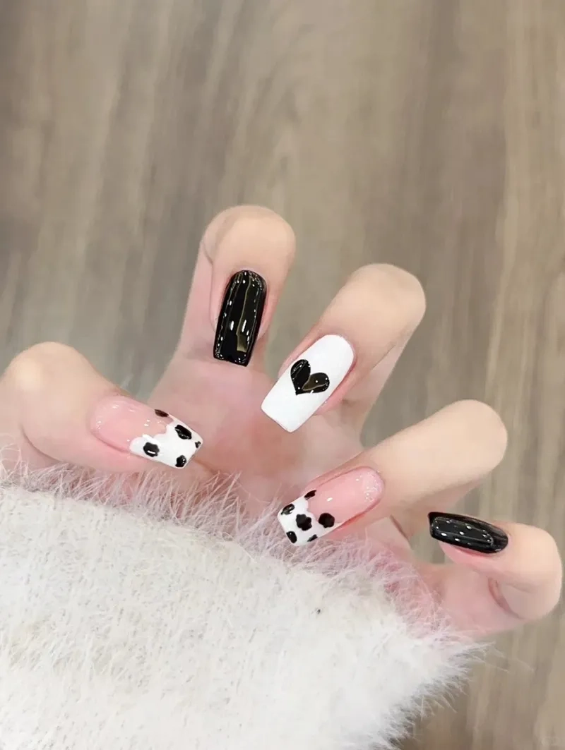 Thiết kế độc đáo trong từng chi tiết của mẫu móng bò sữa dễ thương