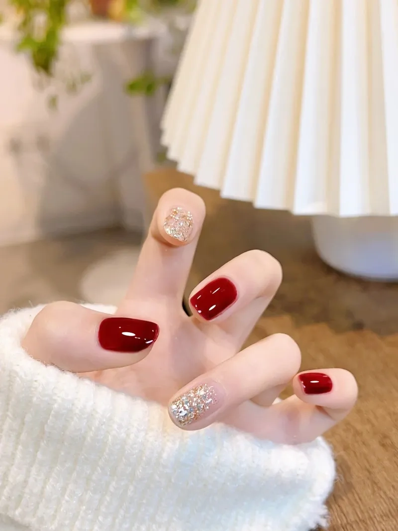 Thử ngay các mẫu móng noel đẹp hợp mùa lễ hội