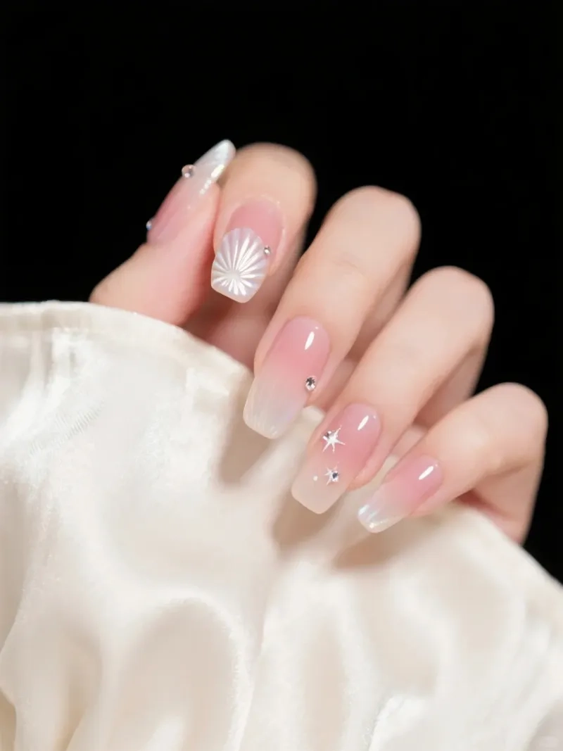 Tỏa sáng với mẫu nail màu pastel đẹp hiện đại