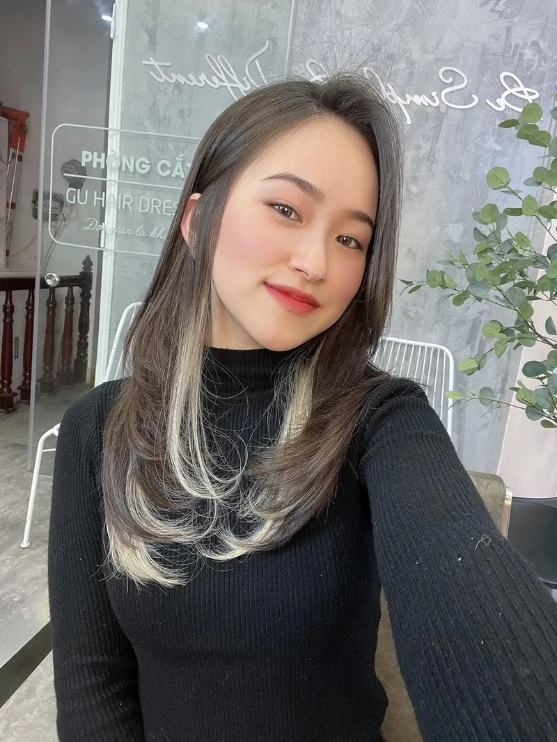 Tỏa sáng cùng kiểu tóc tóc highlight bạch kim đầy sức hút
