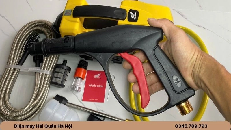 Bỏ qua bảo dưỡng bình bọt và đầu phun 