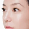 Giải mã ý nghĩa nốt ruồi trên mí mắt và dự đoán vận mệnh