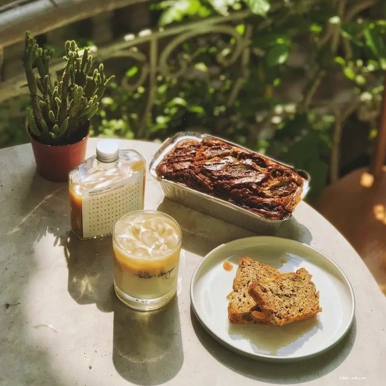 Ảnh minh họa về quán trà và bánh ngọt