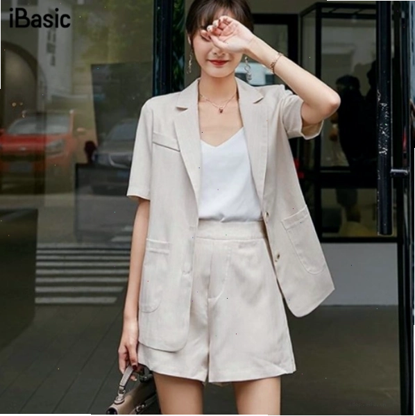 Áo blazer dáng dài che khuyết điểm hiệu quả cho người béo
