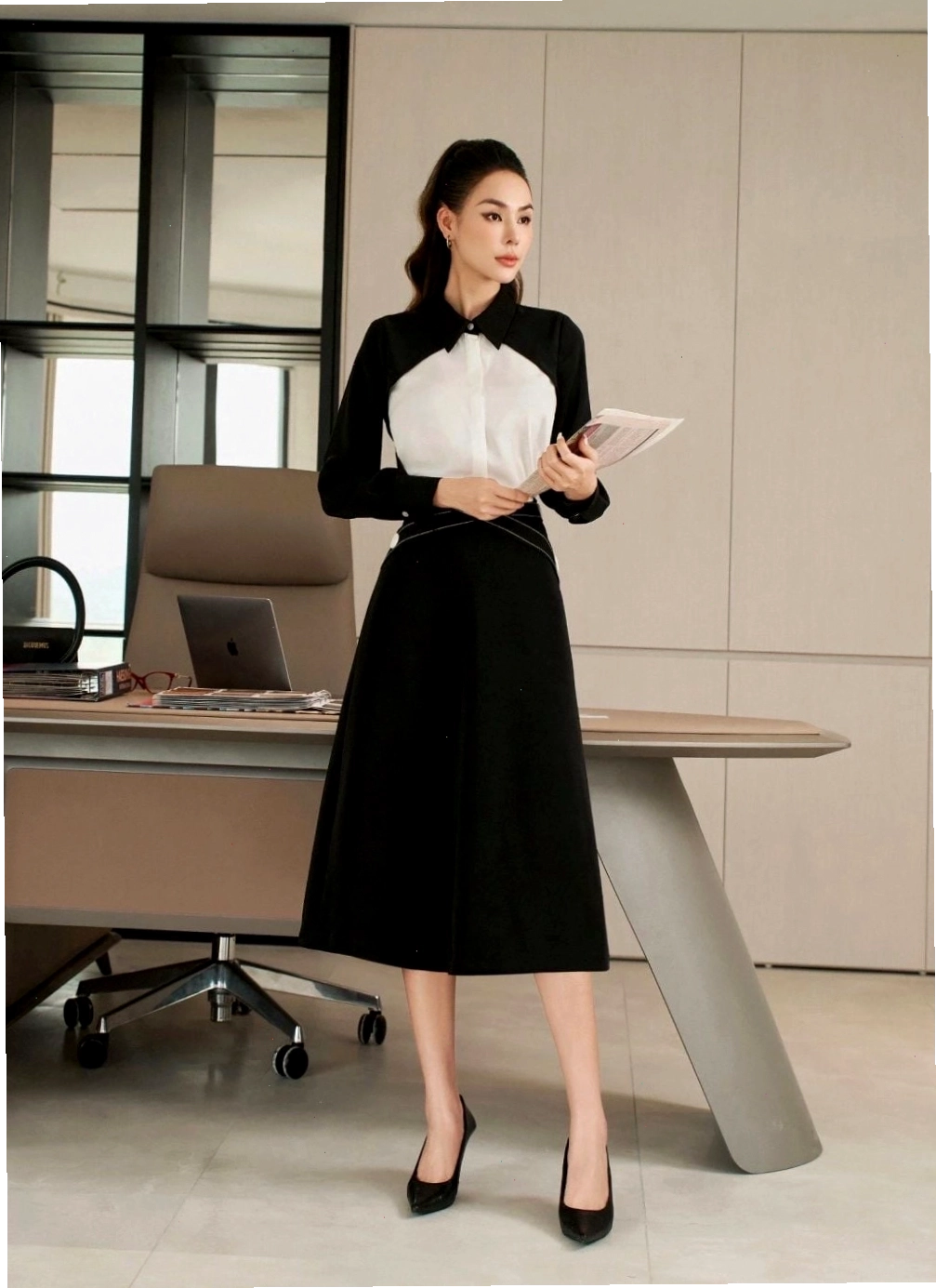 Áo sơ mi phối chân váy dài quý phái