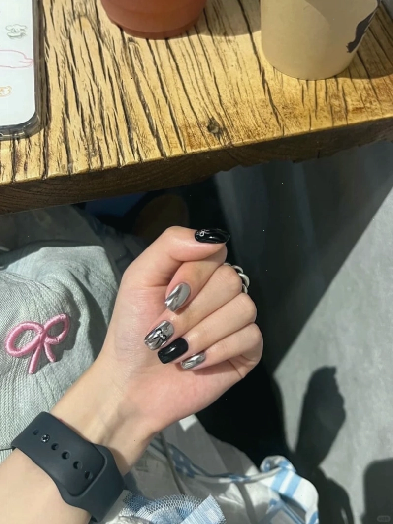 Bộ sưu tập các mẫu nail vuông dài ấn tượng