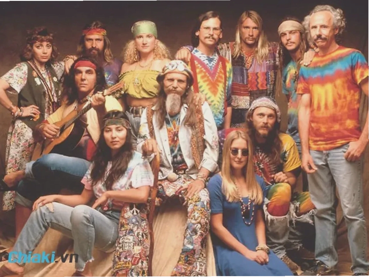 Các kiểu tóc xoăn hippie nhẹ đa dạng cho mọi độ dài tóc