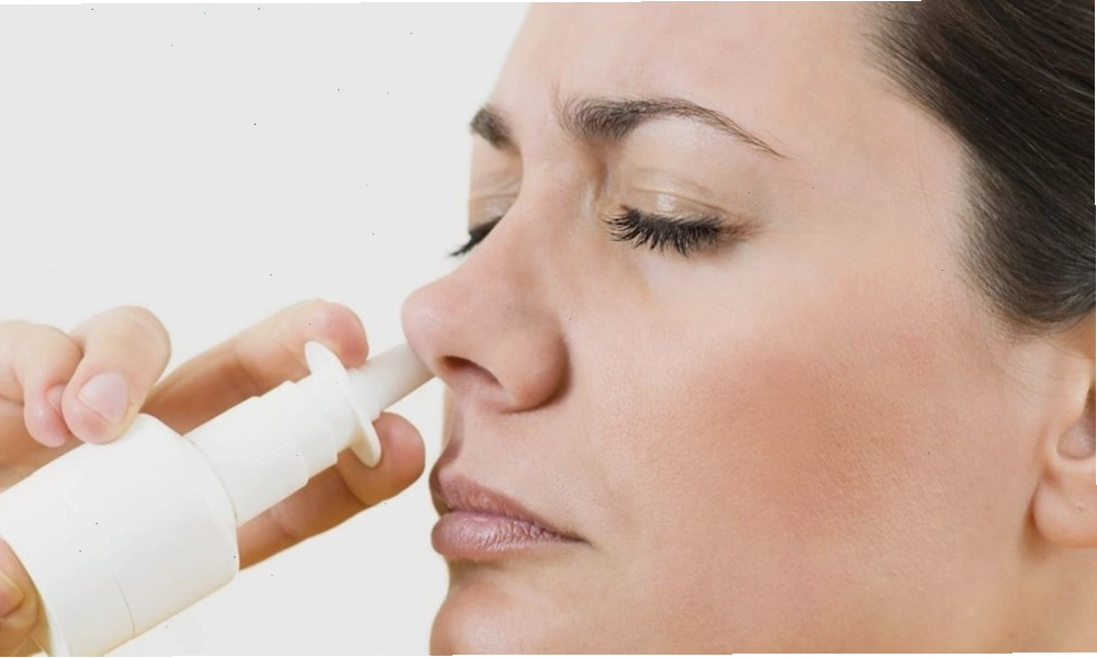 Cách sử dụng thuốc điều trị viêm xoang mũi dạng xịt