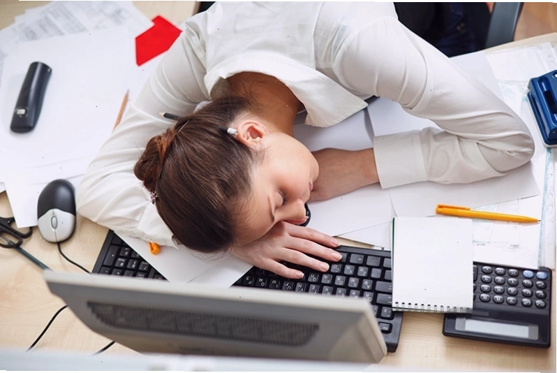 Cường kinh gây ảnh hưởng xấu đến sức khỏe và công việc của bạn