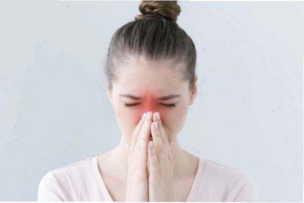Đau hốc mắt