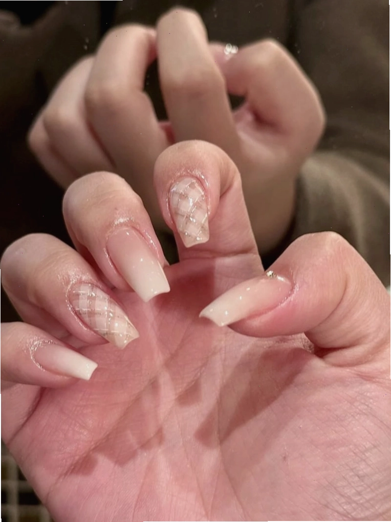 Dụng cụ làm nail cơ bản