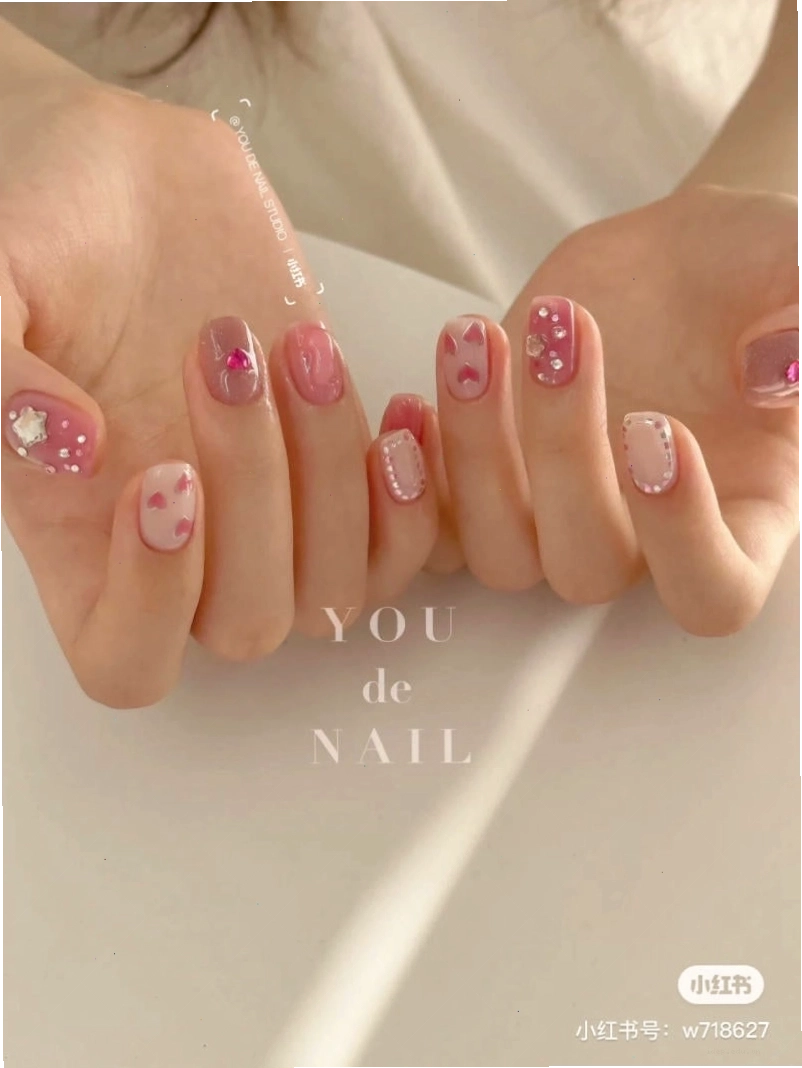 Dưỡng ẩm da tay và móng để giữ nail bền đẹp