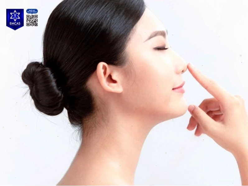 Hiệu quả của việc vuốt mũi làm mũi cao lên chưa được kiểm chứng