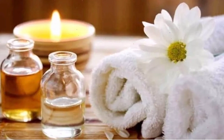 Massage ngực là một phương pháp giúp làm tăng kích thước vòng 1