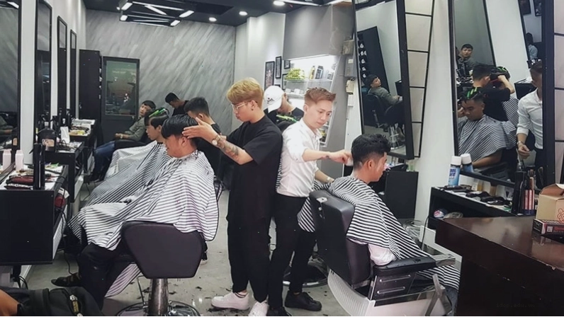 Mekong Barbershop với phong cách cổ điển