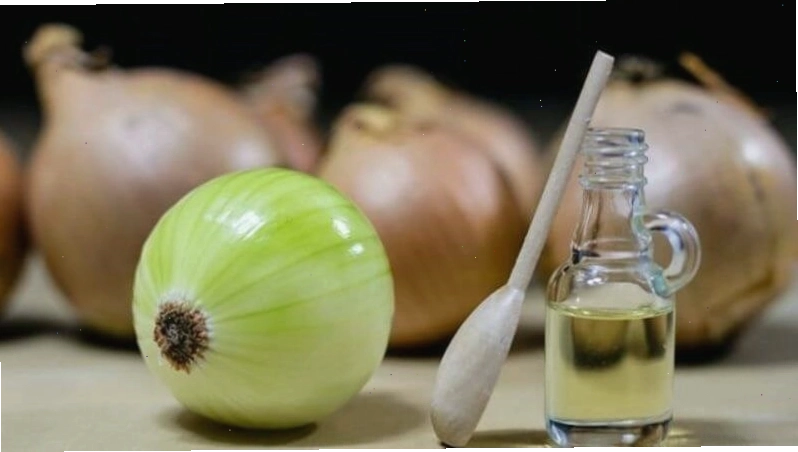 Nước ép hành tây giúp ngăn ngừa tóc rụng và trị tóc bò liếm