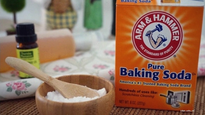 Tẩy sơn móng bằng baking soda và nước rửa bát
