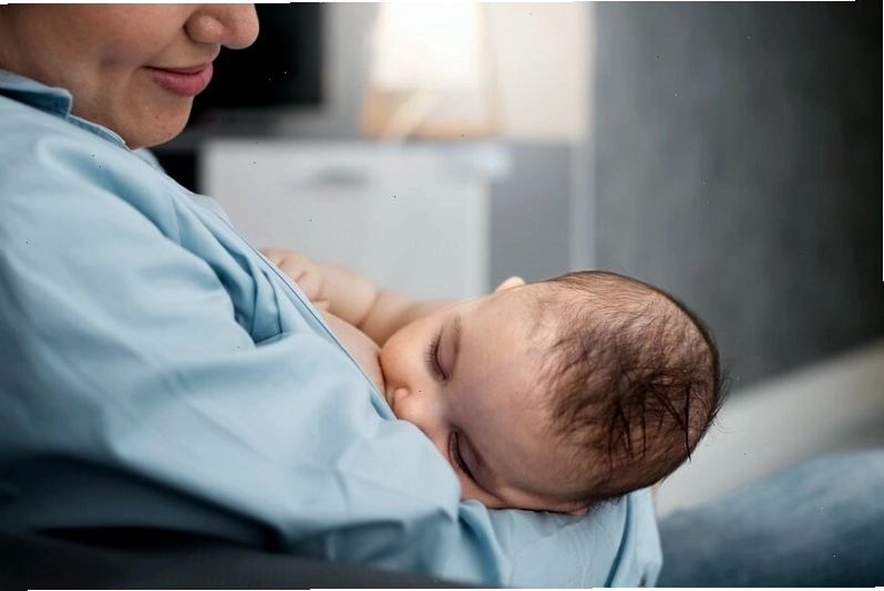 Thay đổi tư thế ngủ có thể giúp giảm tình trạng trẻ sơ sinh thở khụt khịt