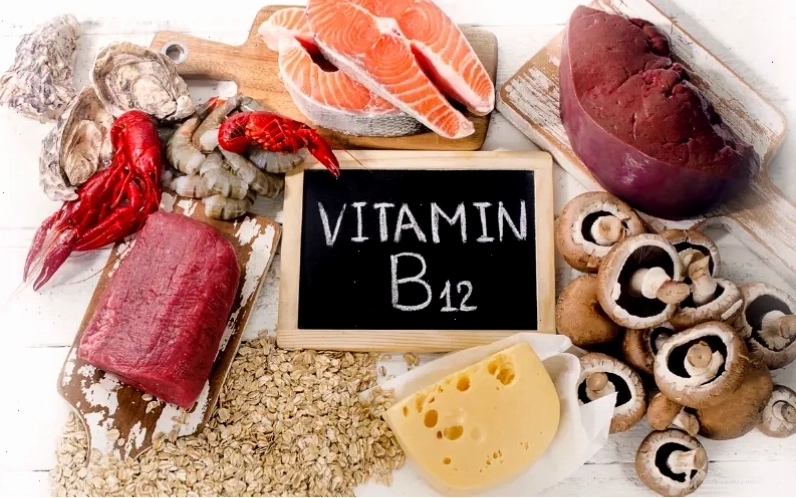 Thiếu hụt vitamin B12 có thể là một trong những nguyên nhân gây giật mắt
