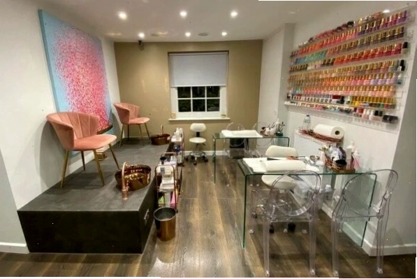 Tiệm nail nhỏ với thiết kế thu hút