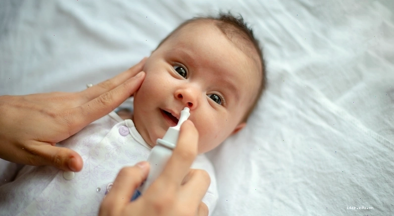 Tìm hiểu về các loại thuốc thông mũi an toàn cho trẻ sơ sinh
