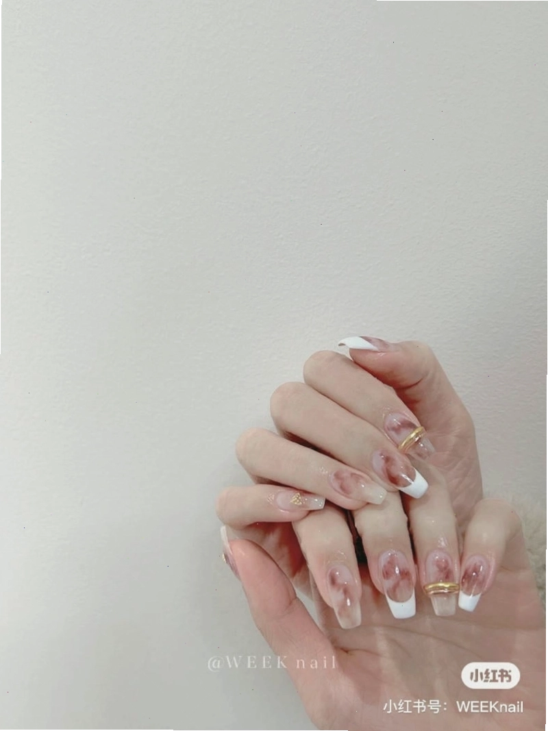 Tổng hợp các kiểu nail sơn đầu móng trắng đang thịnh hành