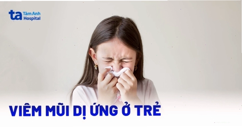 Trẻ vui chơi ngoài trời, tăng cường sức đề kháng