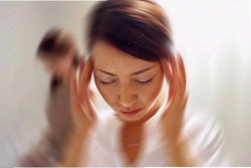 Cách khắc phục triệu chứng đau đầu chóng mặt do nắng