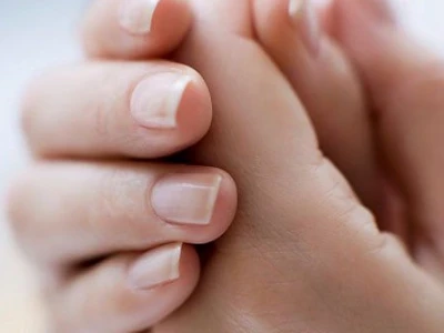 Bí quyết làm móng tay dài nhanh và cứng tự nhiên tại nhà